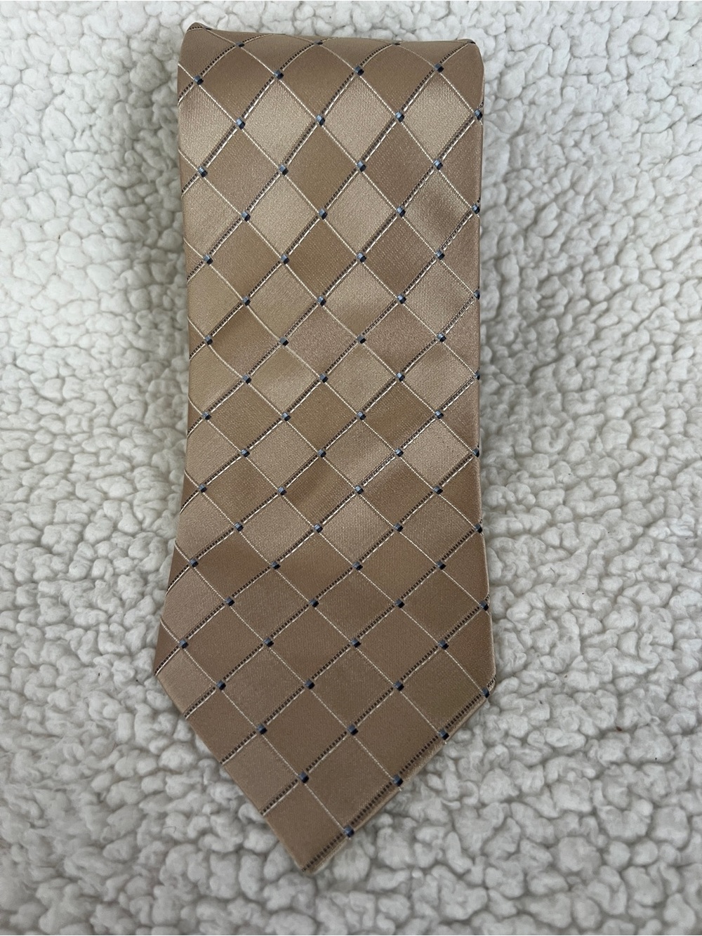 Calvin Klein 100% Silk Men's Tie featuring a classic tan/gold shimmer, vintage